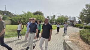 ביקור במתחם הבנייה החדש במכללה - בדרך למתחם