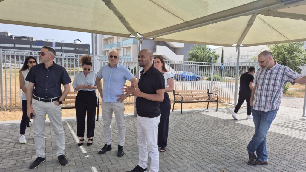 ביקור במתחם הבנייה החדש במכללה