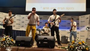 טקס הענקת דיפלומות - מה"ט תשפ"ה להקת הבית "נהג חדש"
