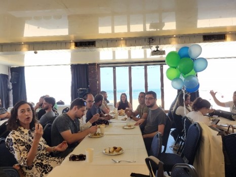 סטודנטים בסמינר מצוינות