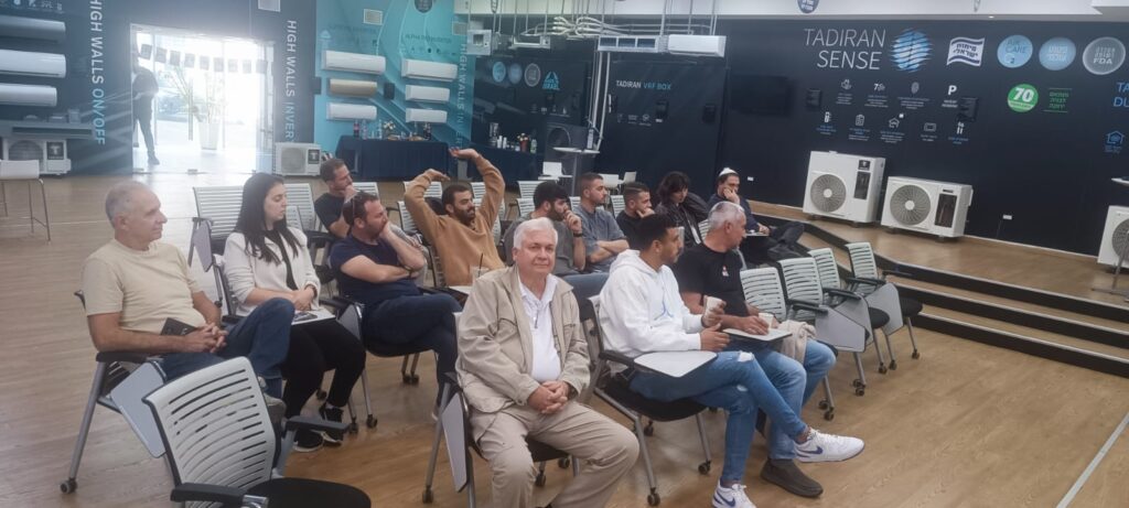 הסטודנטים במחלקה לקירור ומיזוג אוויר שנה ג יצאו לסיור לימודי במפעל תדיראן בעפולה ובבית חולים העמק